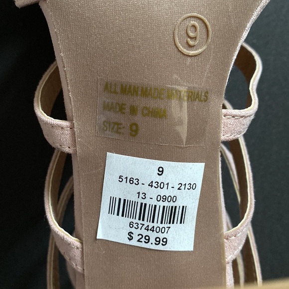 Wild Diva Faux Suede Strapped High Heels - Picture 4 of 4